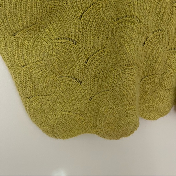 Kori American Plus Xl green mustard yellow oversized cable knit sweater - Picture 7 of 10